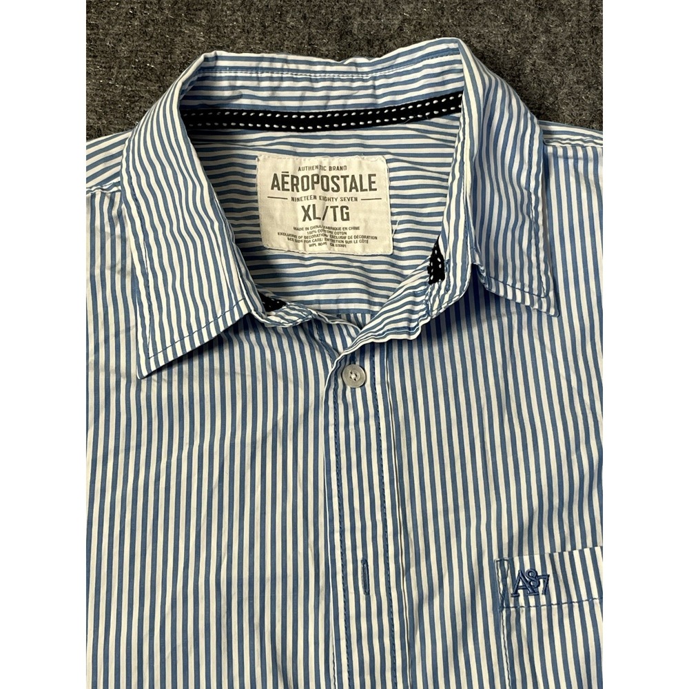 Vintage Aeropostale  Button Down Long Sleeve Dress Shirt Blue,‎ White